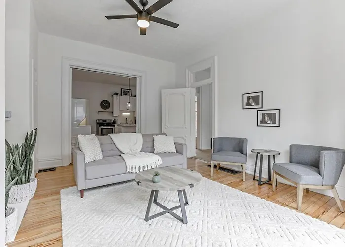 Housepitality - The Short North Getaway * Columbus
