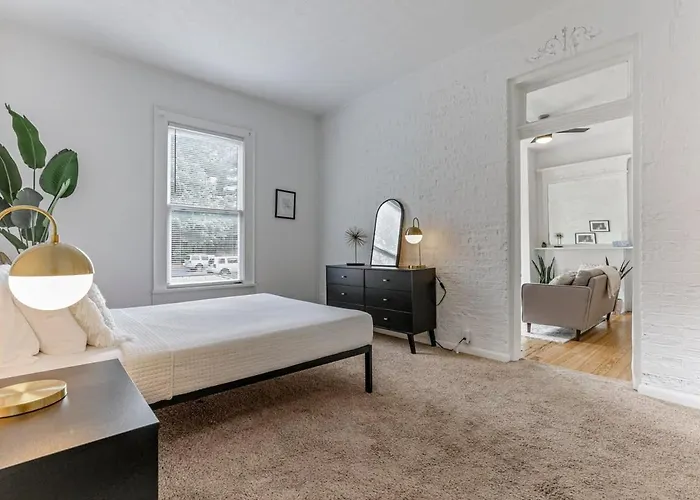 Housepitality - The Short North Getaway Columbus