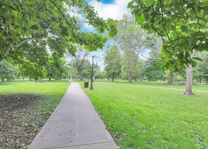 Housepitality - The Short North Getaway * Columbus